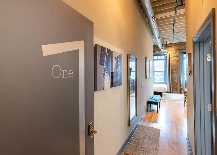 124 Lofts - Downtown Dundee - Walk To Dining